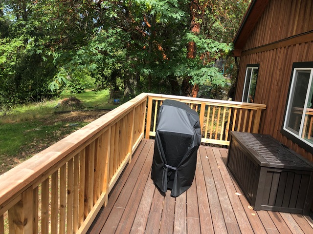 Deck and railing — completed