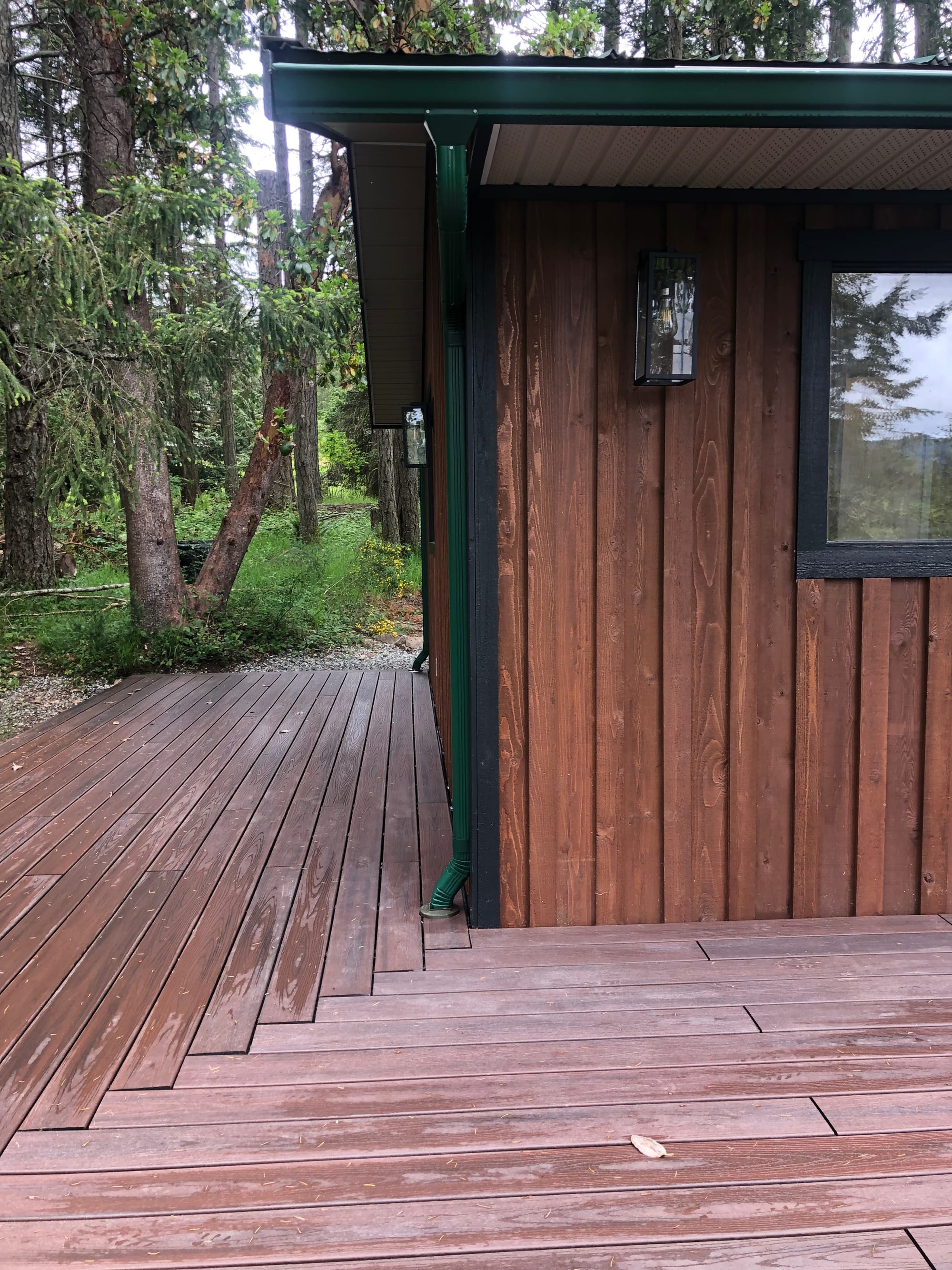 Custom deck detail