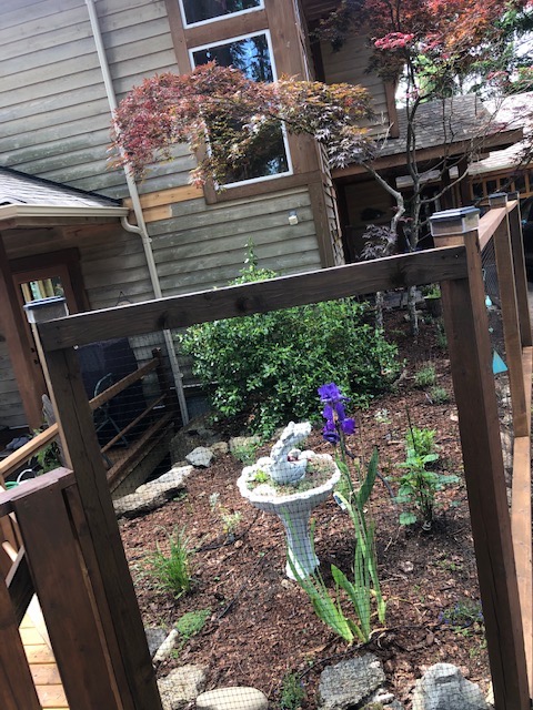 Elevated deck — copper tubing central rail detail